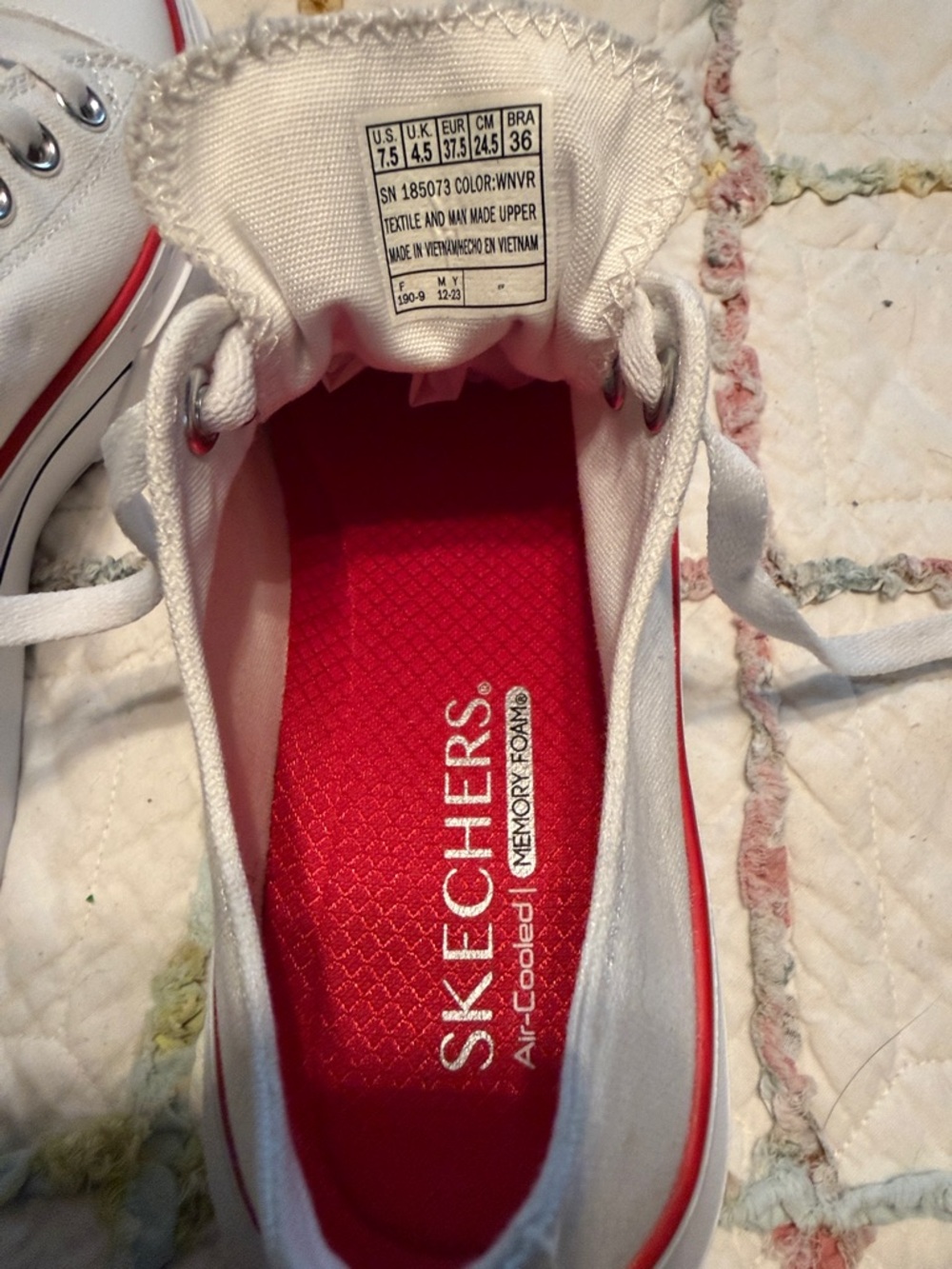 Skechers Women's White Low-Top Sneakers with Red Details - Picture 7 of 7